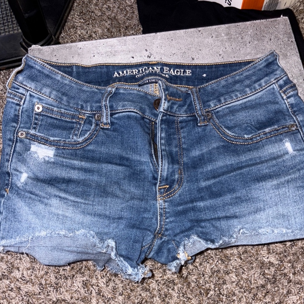 American Eagle Outfitters Women's Blue Denim Shorts